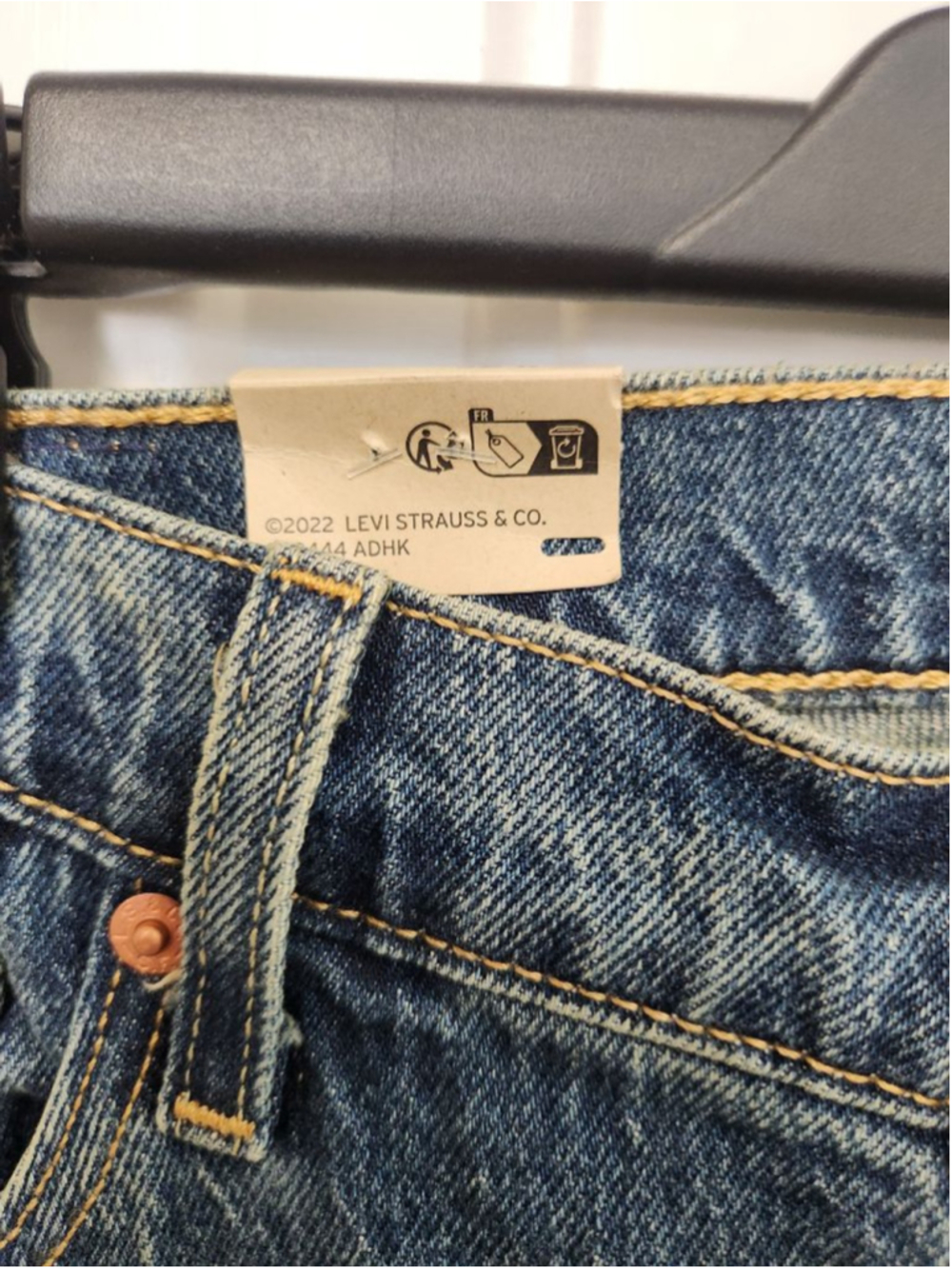 Levi's Blue 501 Curve Straight Leg Jeans with Studs Size 32X30 - Picture 6 of 10